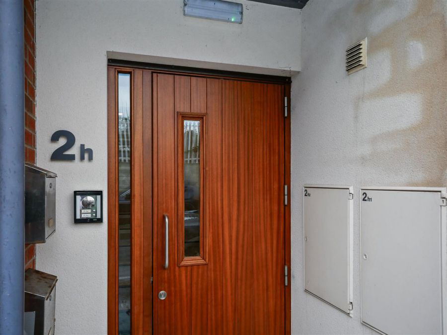 Apt 1, 2H Ardenlee Street