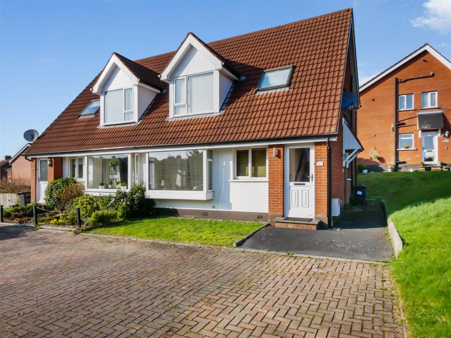 34B Carnbrae Park, Newton Park