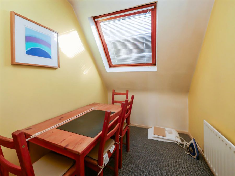 34B Carnbrae Park, Newton Park