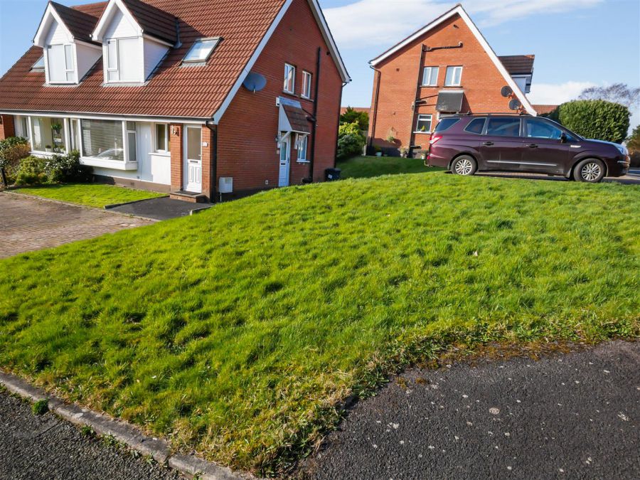 34B Carnbrae Park, Newton Park