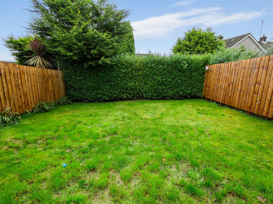 4 Castlecoole Park, Belvoir Park