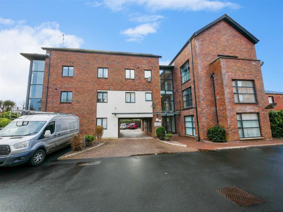 Apt 1 Carolan Place 45 Rossmore Drive, Ormeau Road