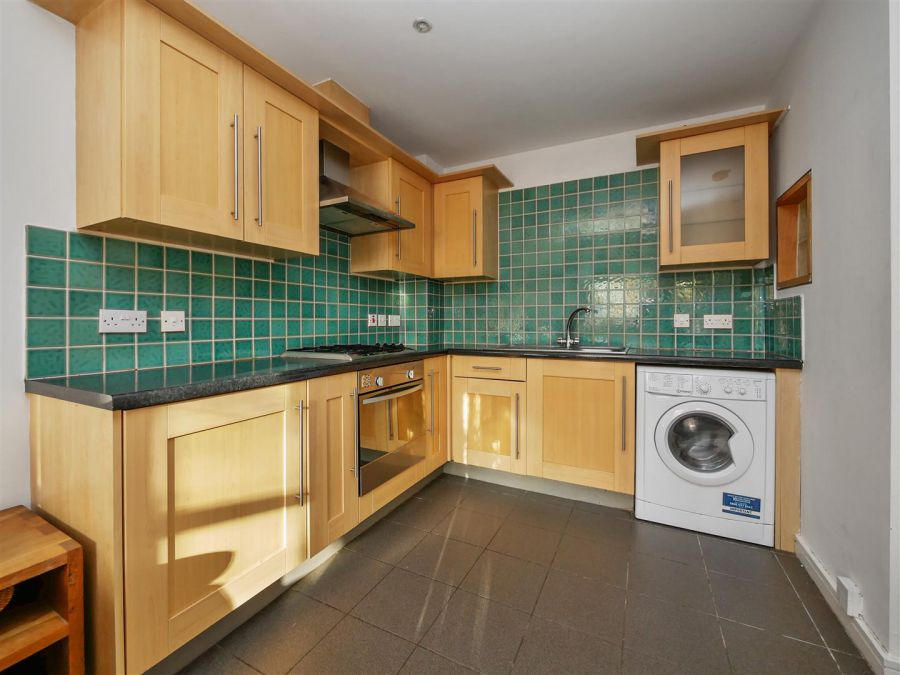 Apt 1 Carolan Place 45 Rossmore Drive, Ormeau Road