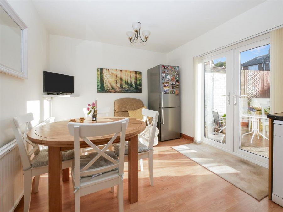 43 Glendale Avenue South, Newton Park