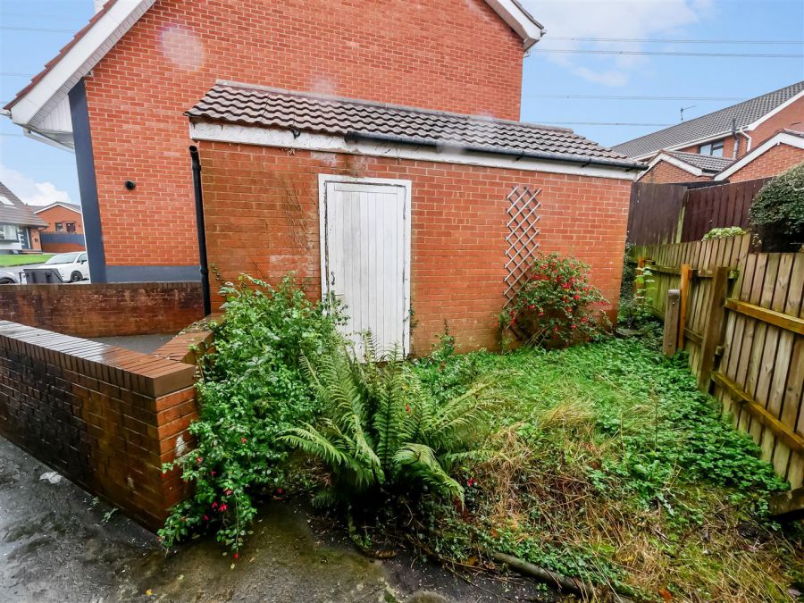 3 Upper Malvern Park, Cairnshill Road