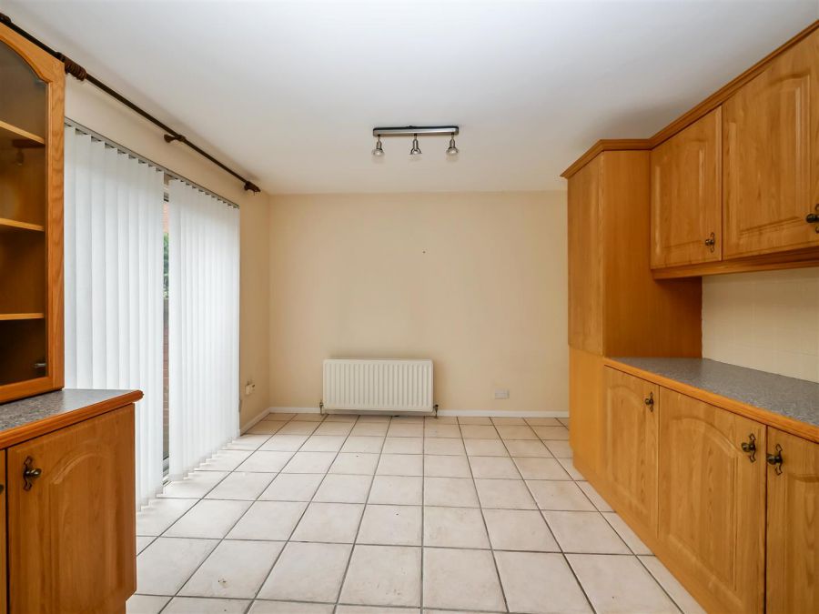 3 Upper Malvern Park, Cairnshill Road