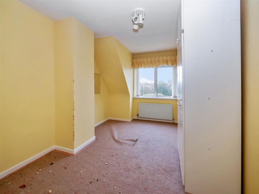 3 Upper Malvern Park, Cairnshill Road