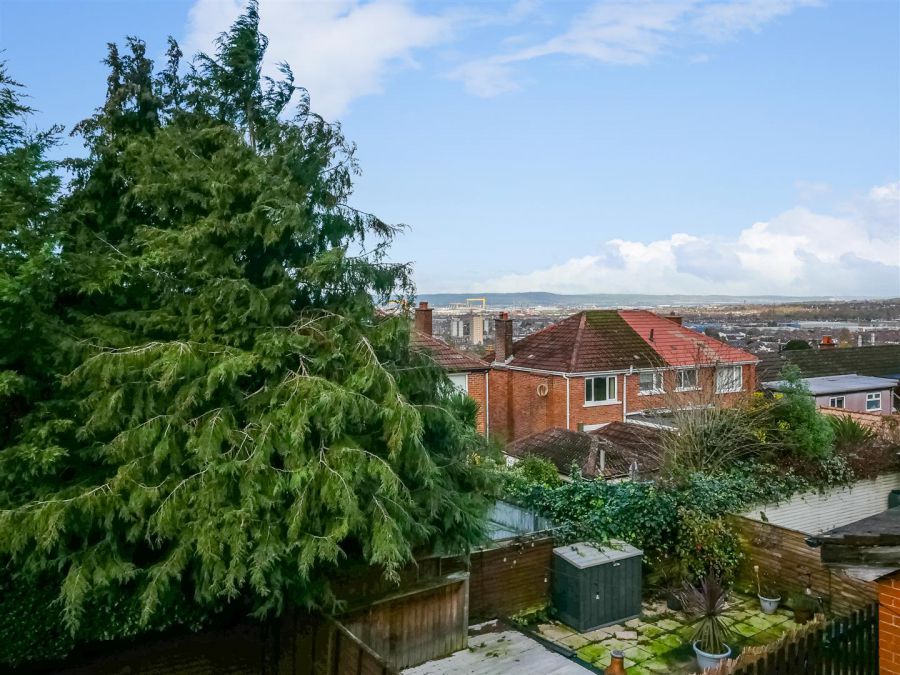 25 Beechgrove Gardens