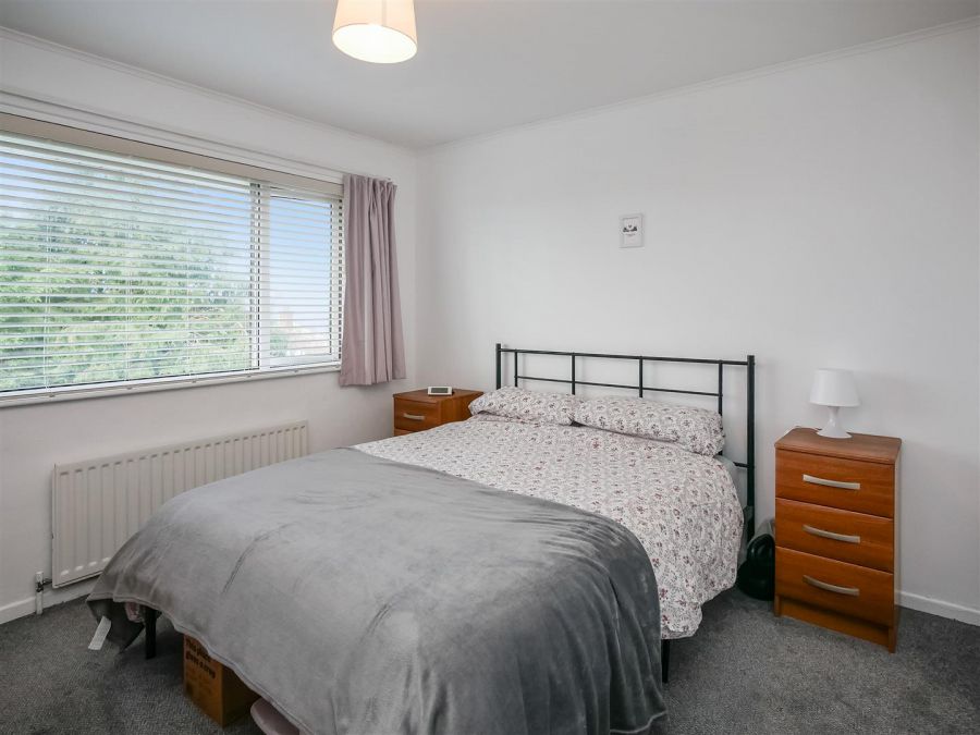 25 Beechgrove Gardens