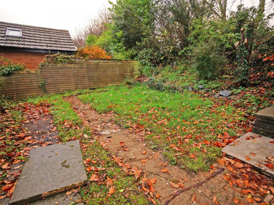 12 Beechill Park East