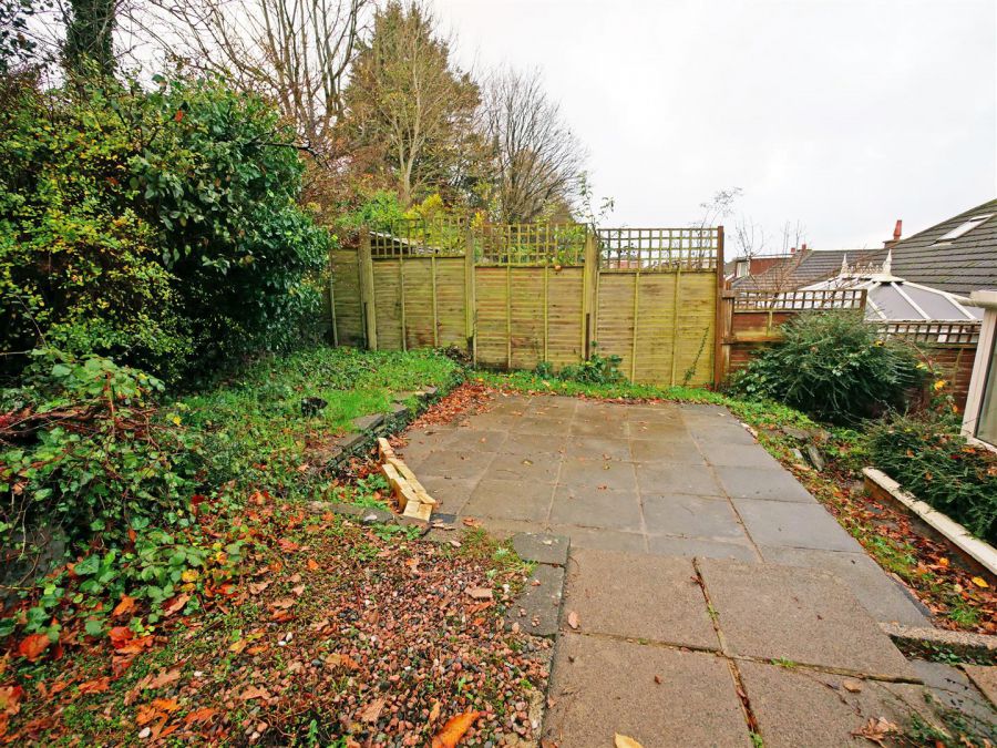 12 Beechill Park East