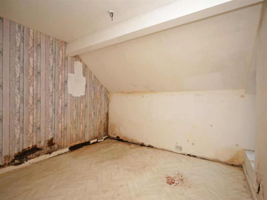 16-18 Railway Terrace