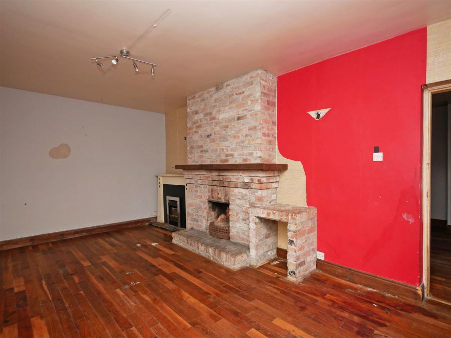 16-18 Railway Terrace