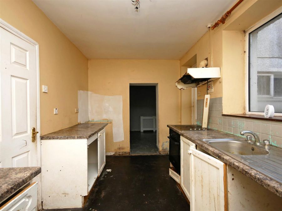 16-18 Railway Terrace