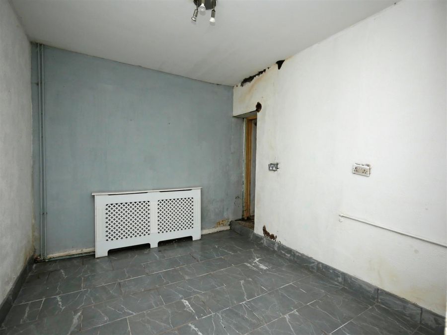 16-18 Railway Terrace