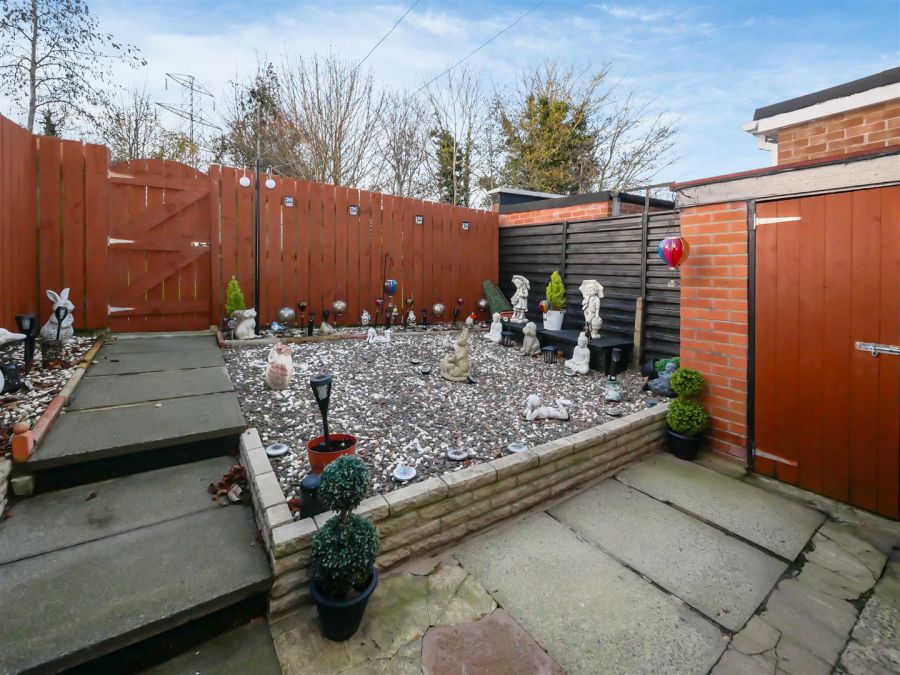 218 Belvoir Drive, Belvoir Park