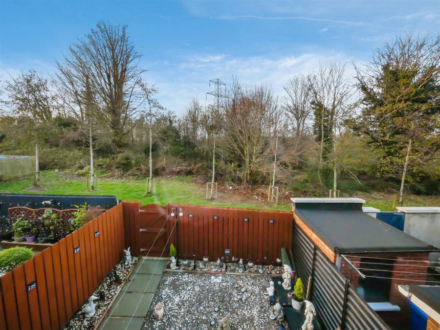 218 Belvoir Drive, Belvoir Park