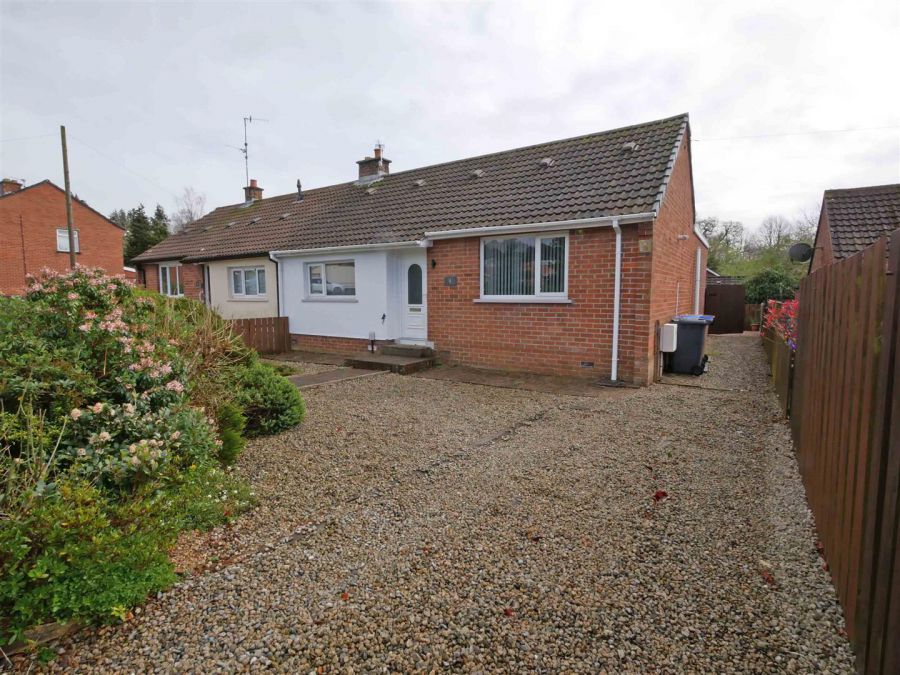 1 Grays Park Avenue, Belvoir Park