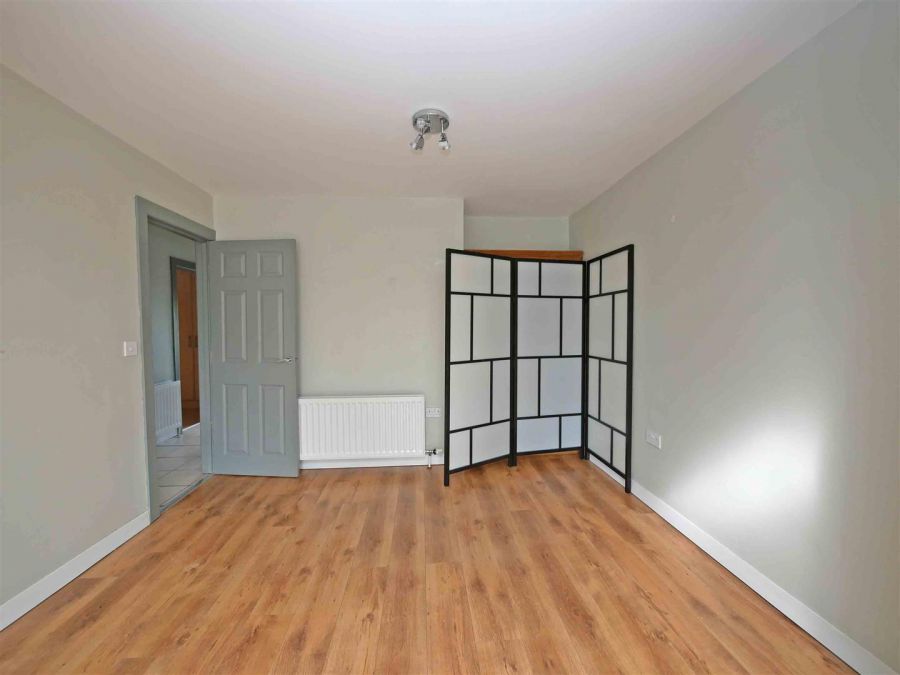 1 Grays Park Avenue, Belvoir Park