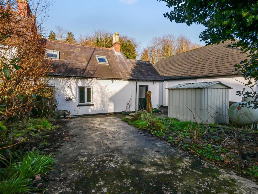 6 Purdysburn Village, Ballycoan Road