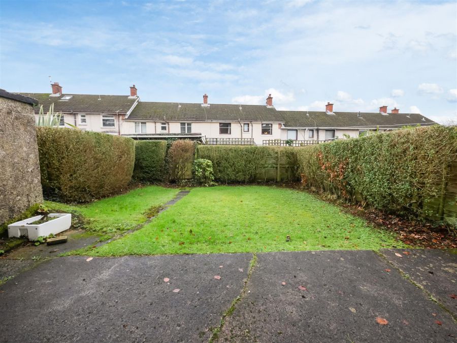 24 Belvoir Crescent, Belvoir Park