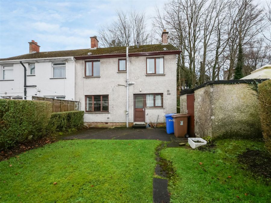 24 Belvoir Crescent, Belvoir Park