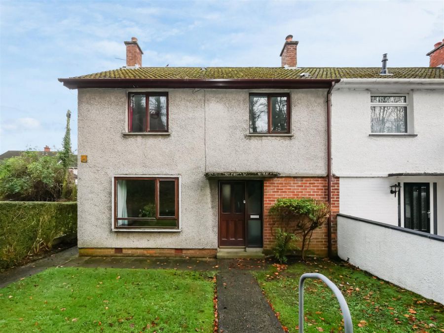 24 Belvoir Crescent, Belvoir Park