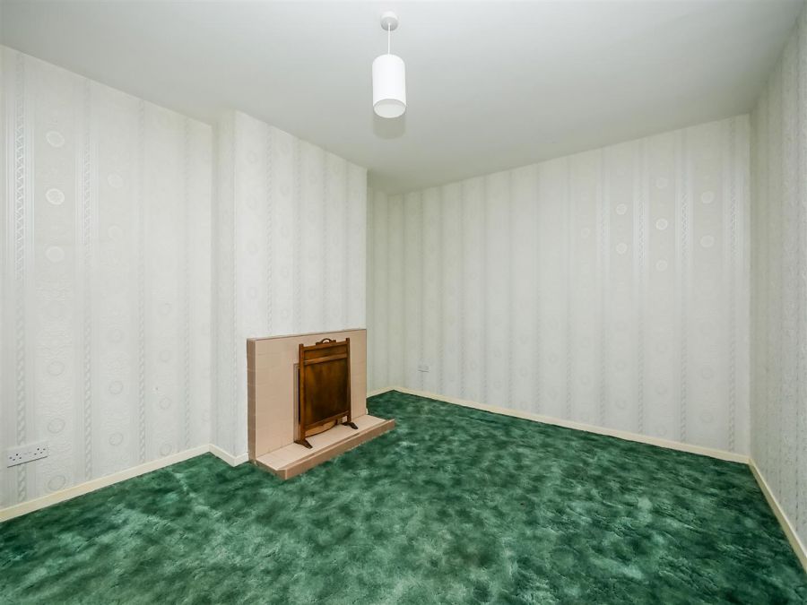 24 Belvoir Crescent, Belvoir Park