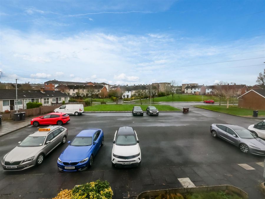 10 Belvoir Close, Belvoir Park