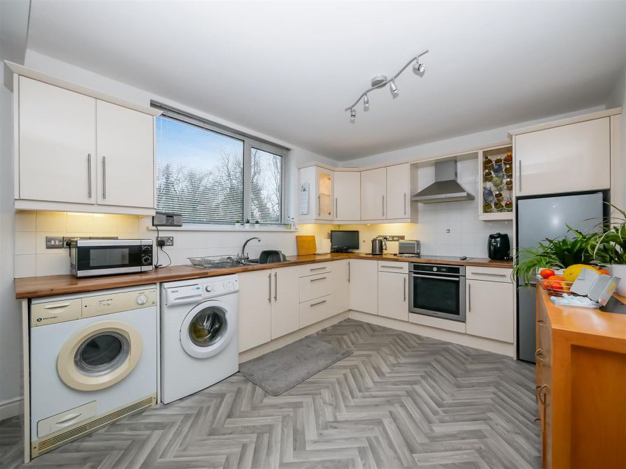 10 Belvoir Close, Belvoir Park