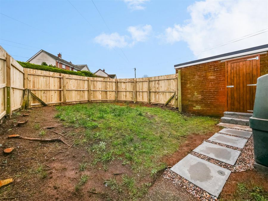 101 Belvoir Drive, Belvoir Park