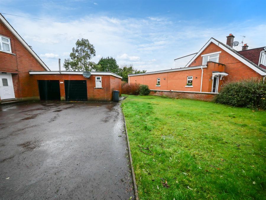 2 Four Winds Park, Newton Park