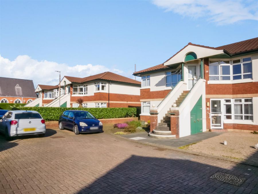 Apt, 18 Cregagh Court, Cregagh Road