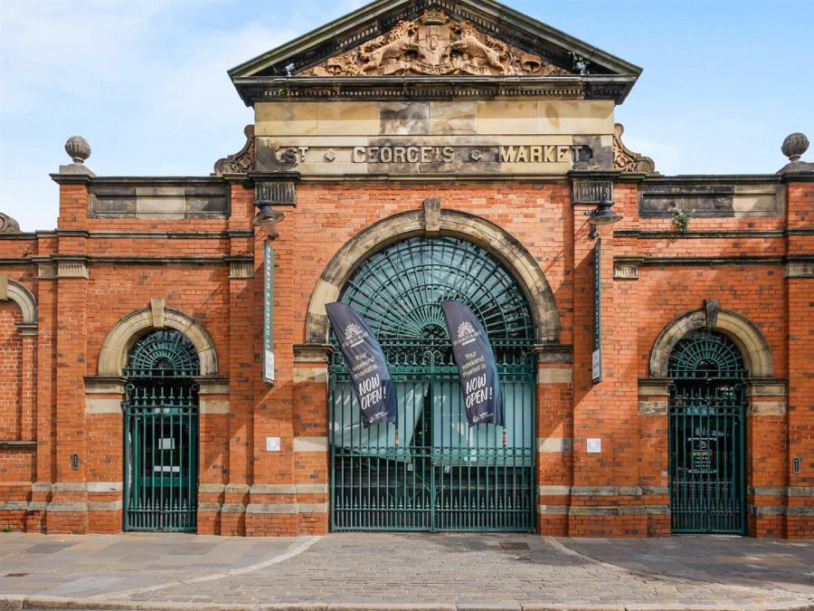 Apt 6, 135 Woodstock Road