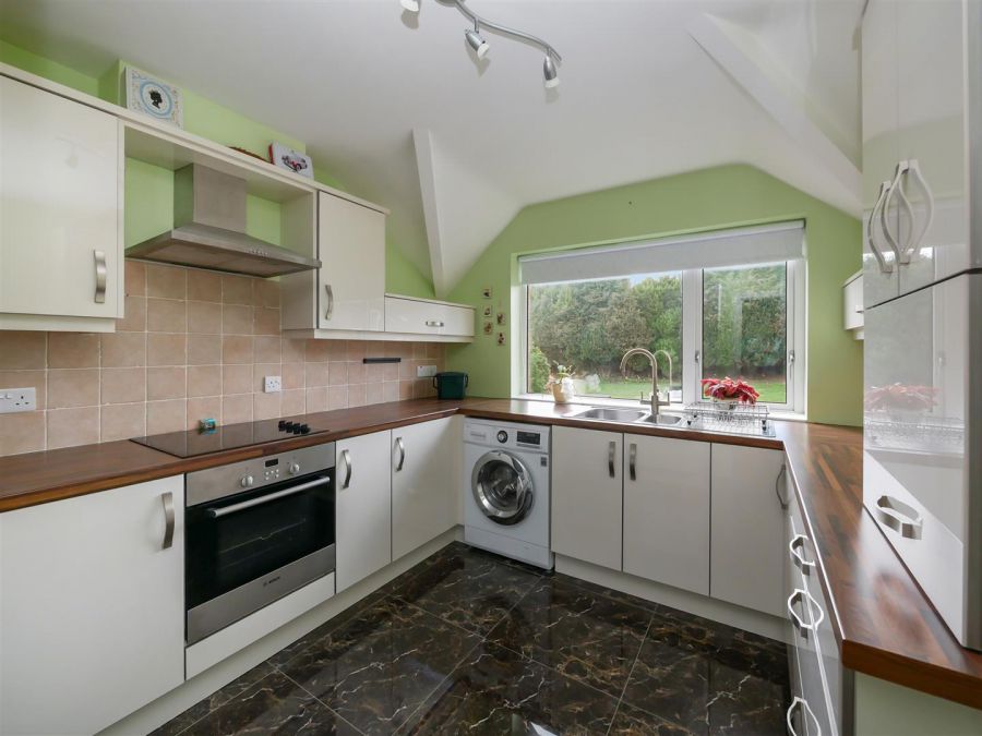 20 Queensfort Court, Carryduff