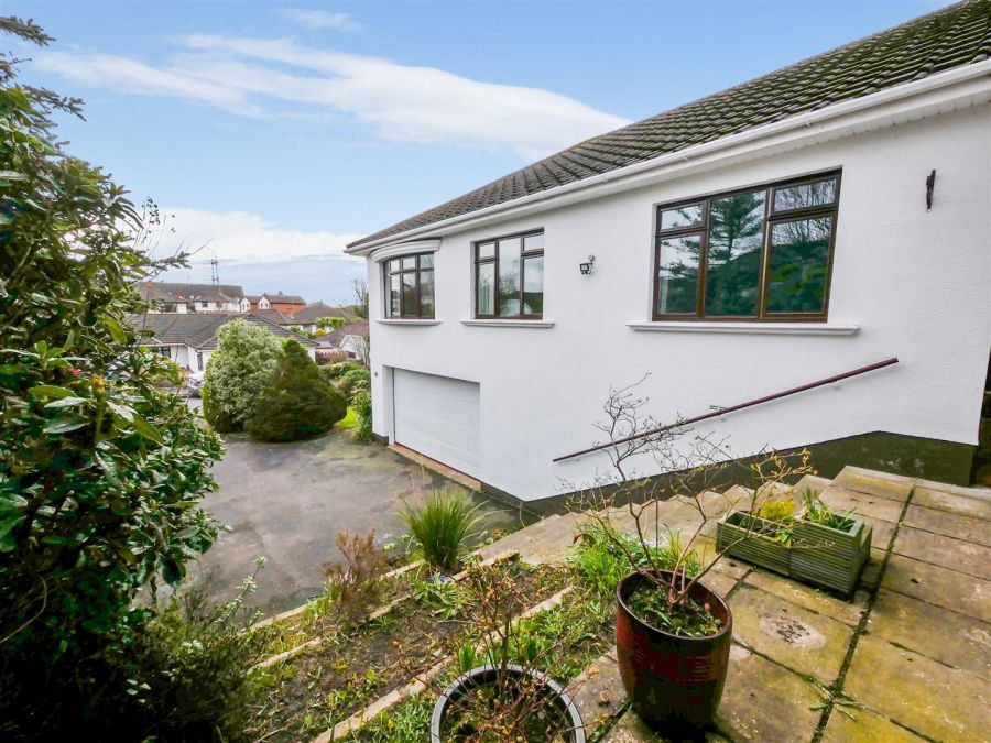 9 Gracemount Park, Cairnshill Road