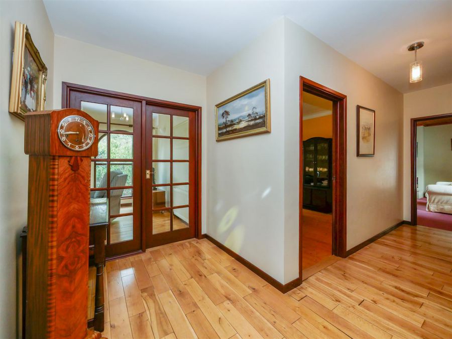 9 Gracemount Park, Cairnshill Road