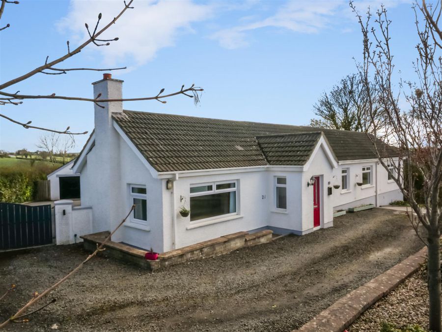 21 Knockbracken Road