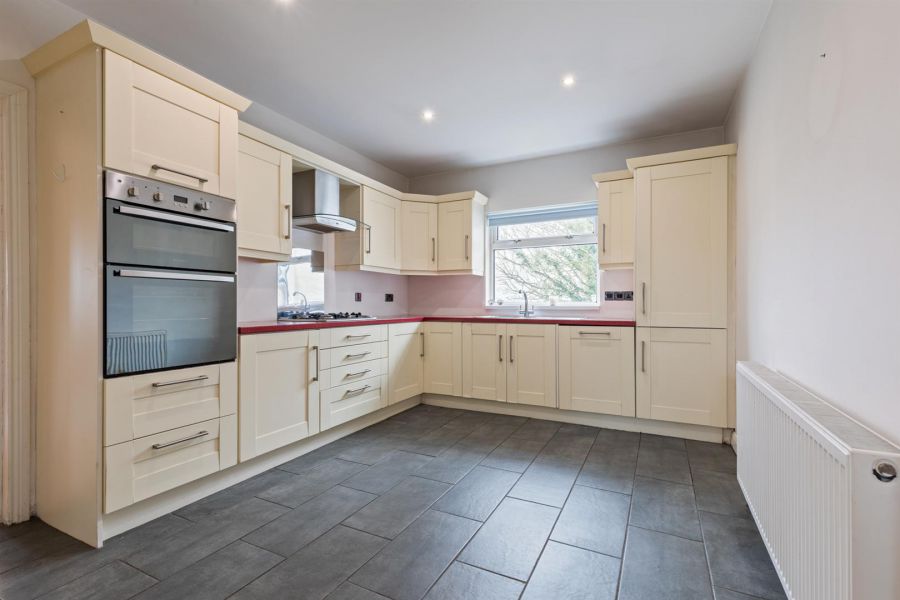 21 Knockbracken Road