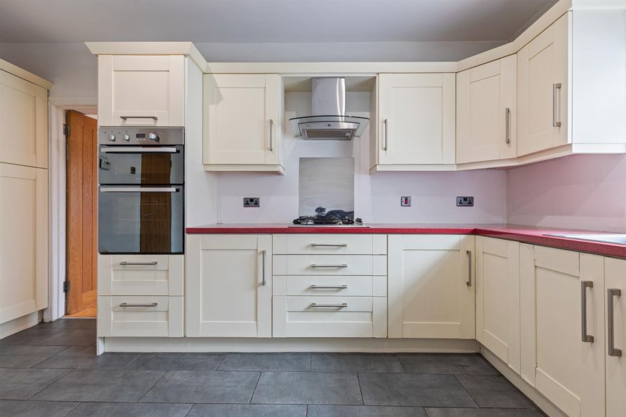 21 Knockbracken Road