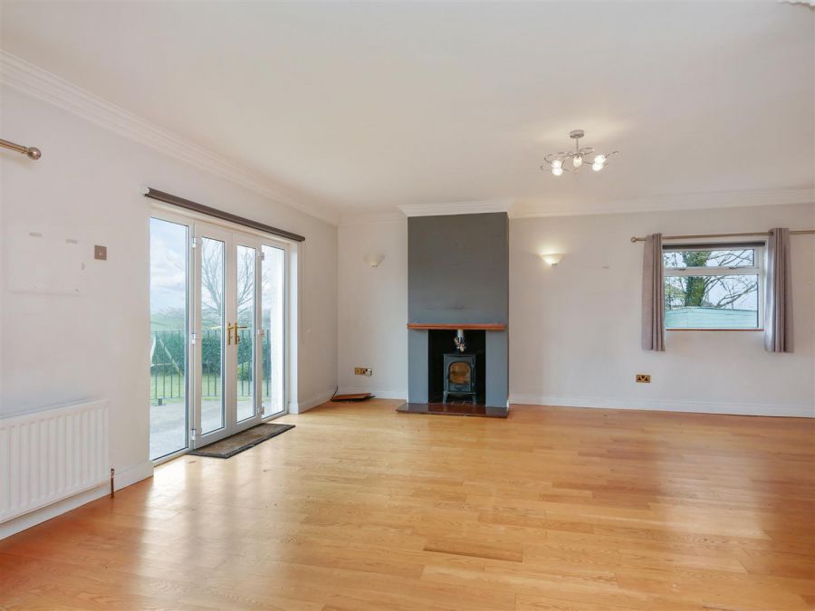 21 Knockbracken Road