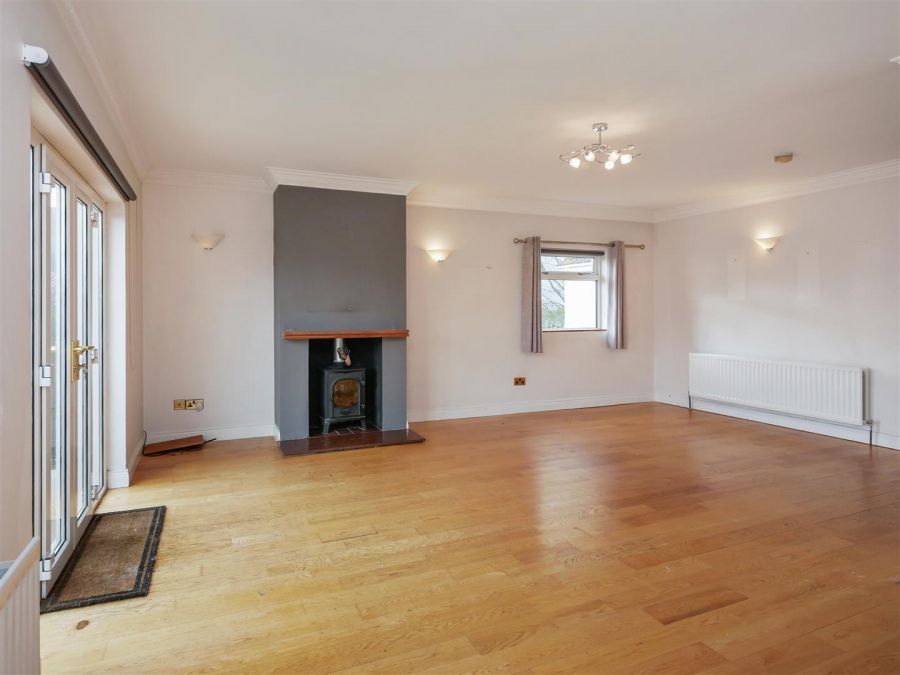 21 Knockbracken Road