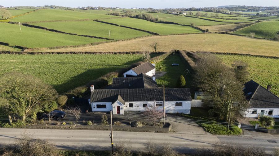 21 Knockbracken Road