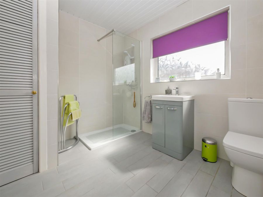 8 Delgany Avenue, Newton Park