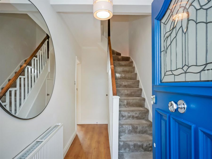 27 Loopland Park