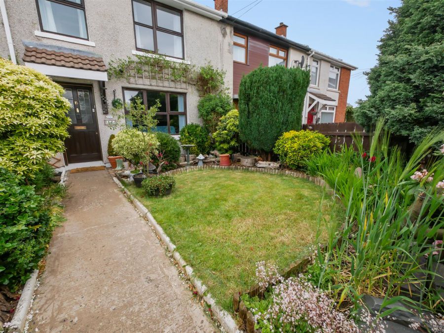 16 Killynether Gardens, Belvoir Park