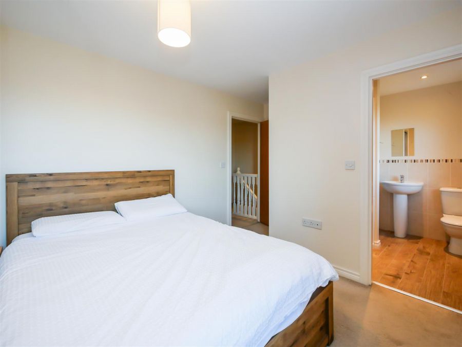 36 Danesfort Park, Saintfield Road