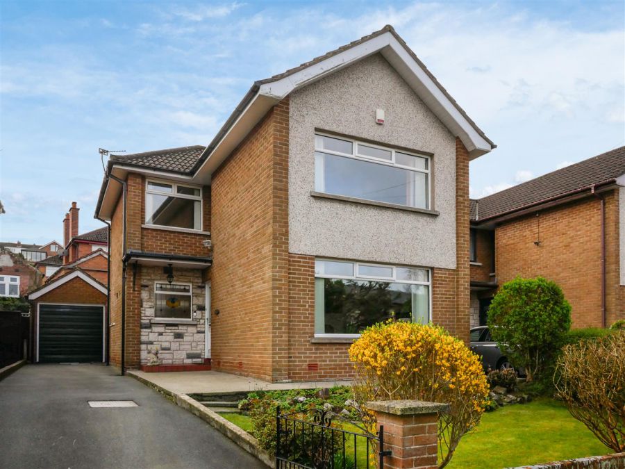 16 Willowbank Crescent