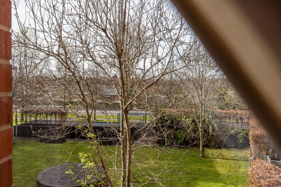 Apt 12 The Oar, 31 Annadale Crescent