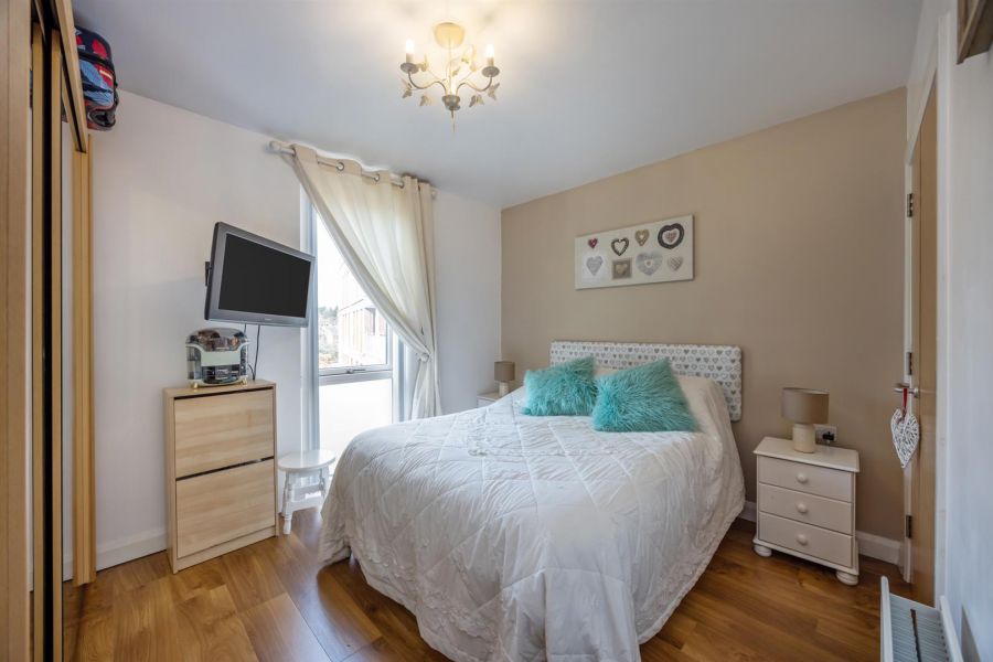 Apt 12 The Oar, 31 Annadale Crescent